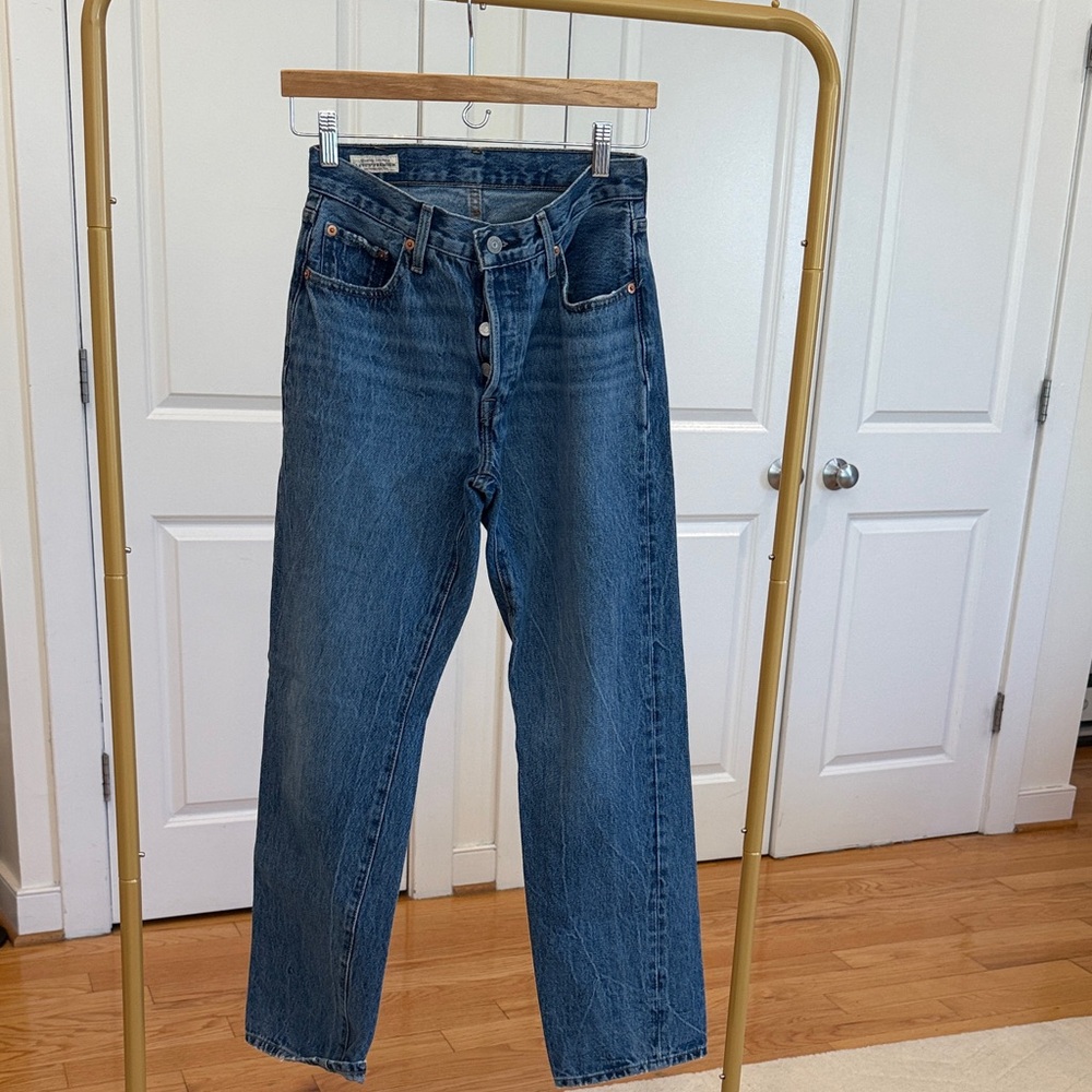 Levi's Women's Straight Leg Jeans - Blue